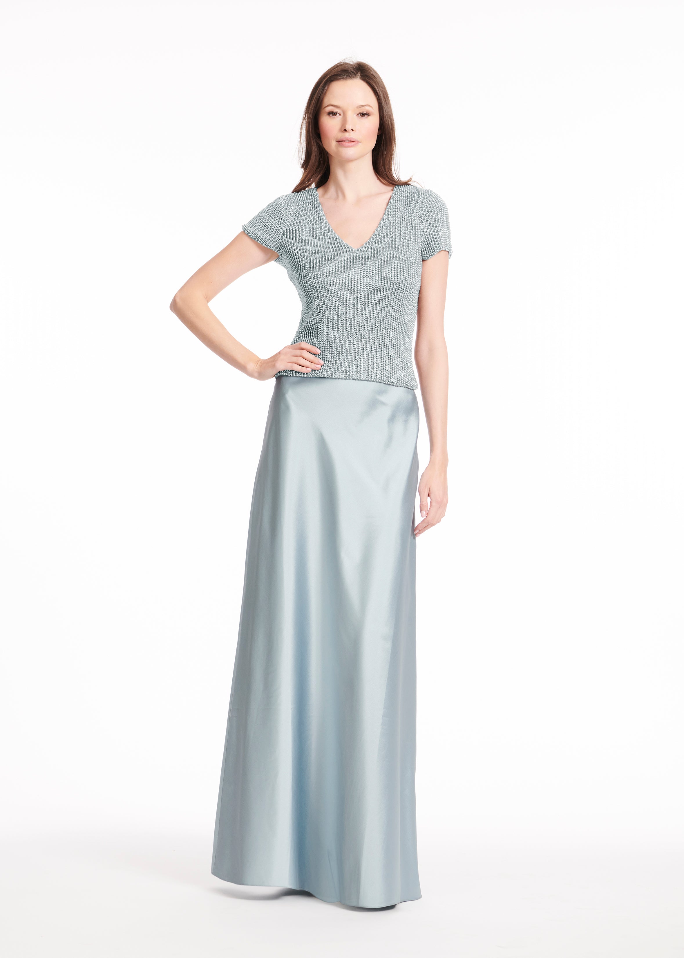 STRETCH PEARL V-NECK BEADED TOP LIGHT BLUE