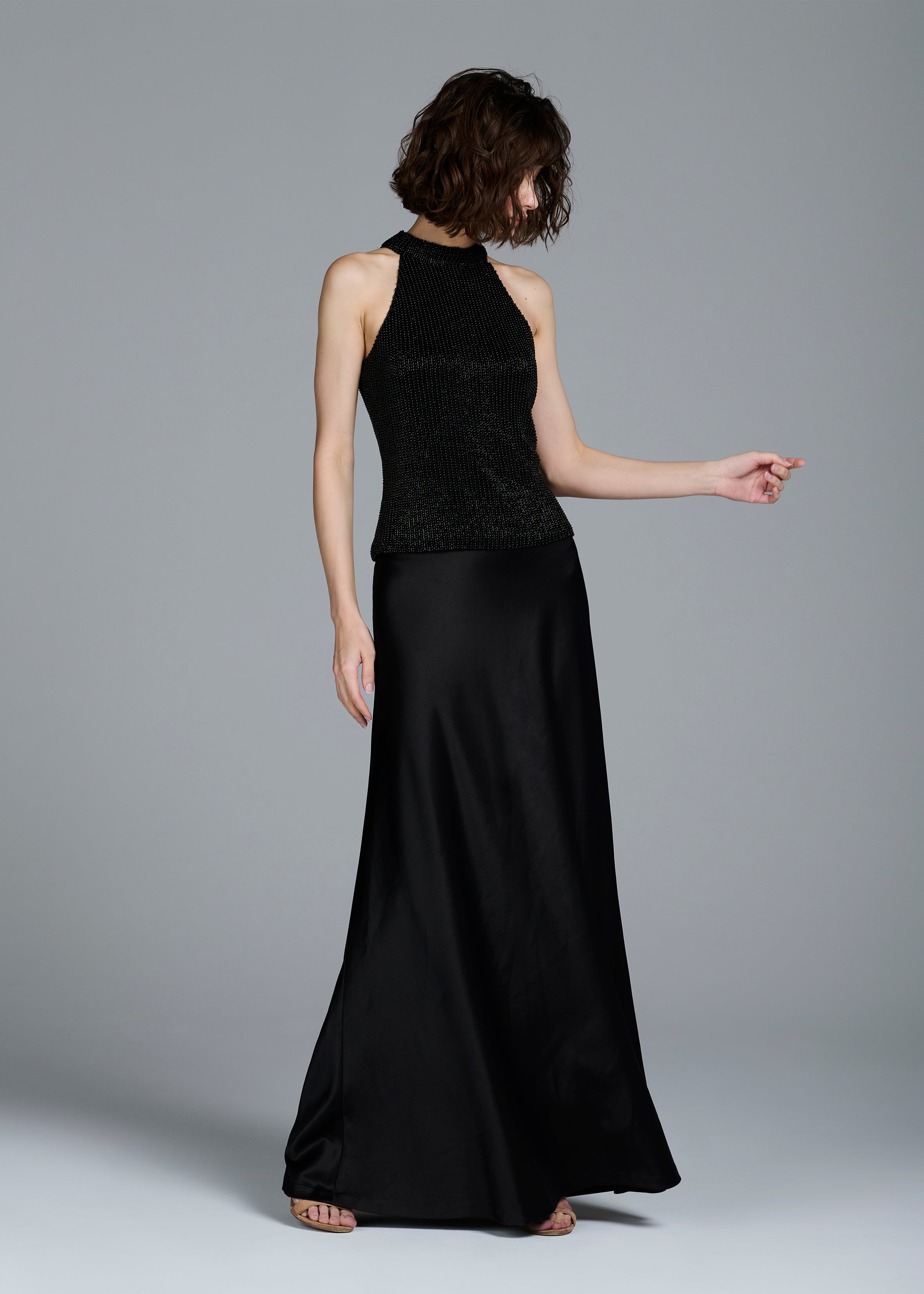 PEARL ENCRUSTED SLEEVELESS MOCK NECK - BLACK