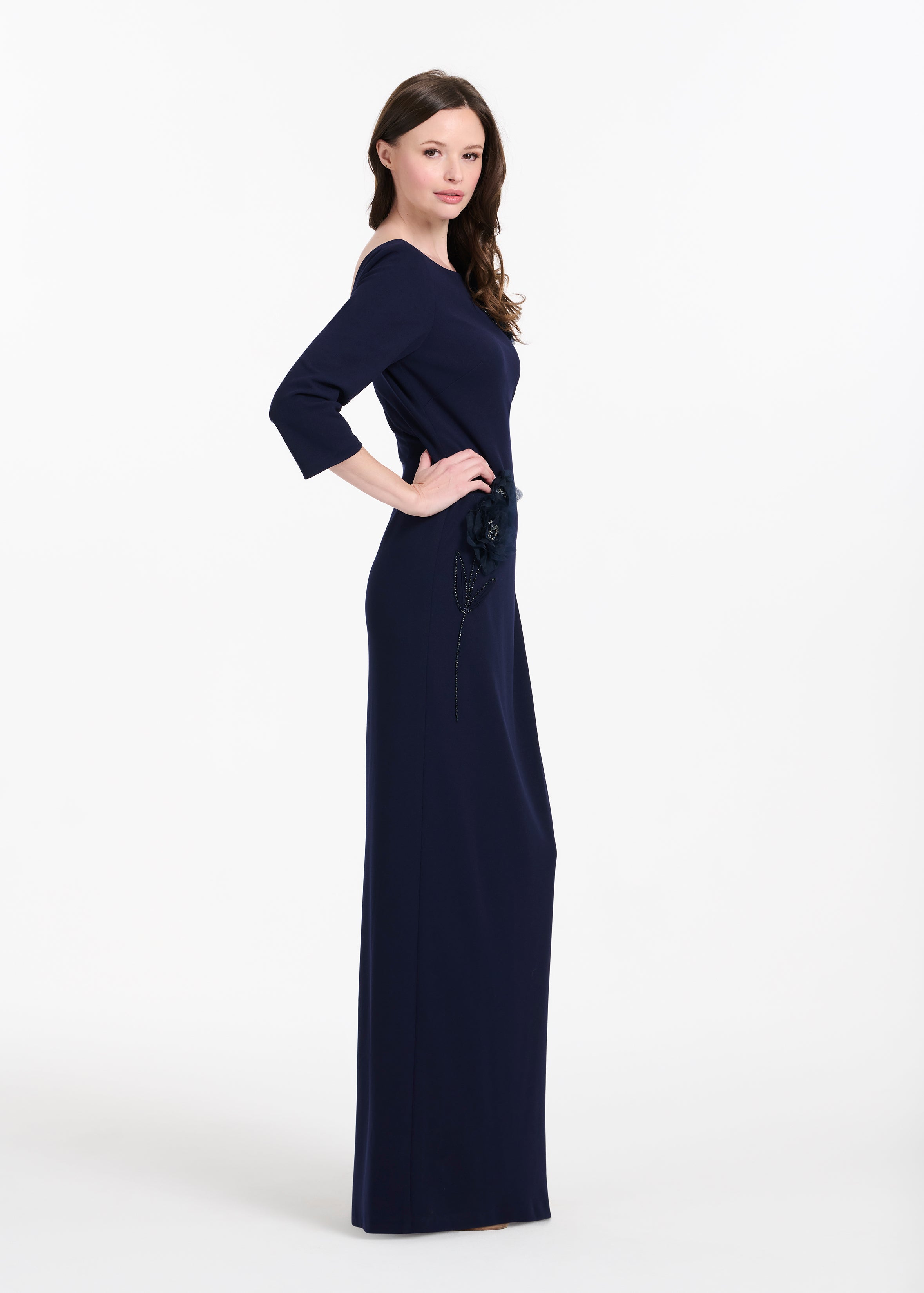 STRETCH CREPE 3/4 SLEEVE GOWN WITH ORGANZA APPLIQUE NAVY
