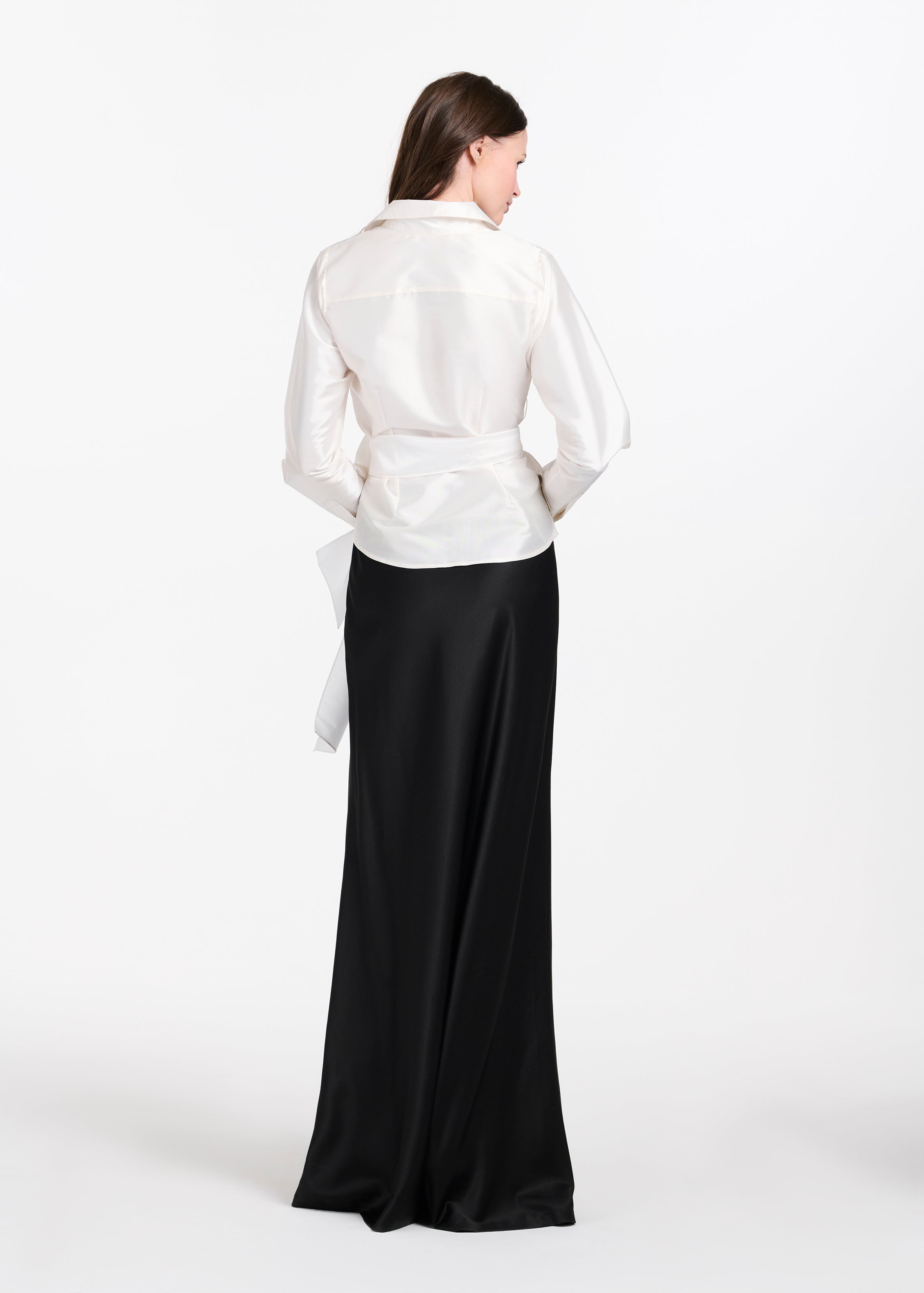 TAFFETA BLOUSE WITH CRYSTAL BOW BUTTONS AND SASH IVORY