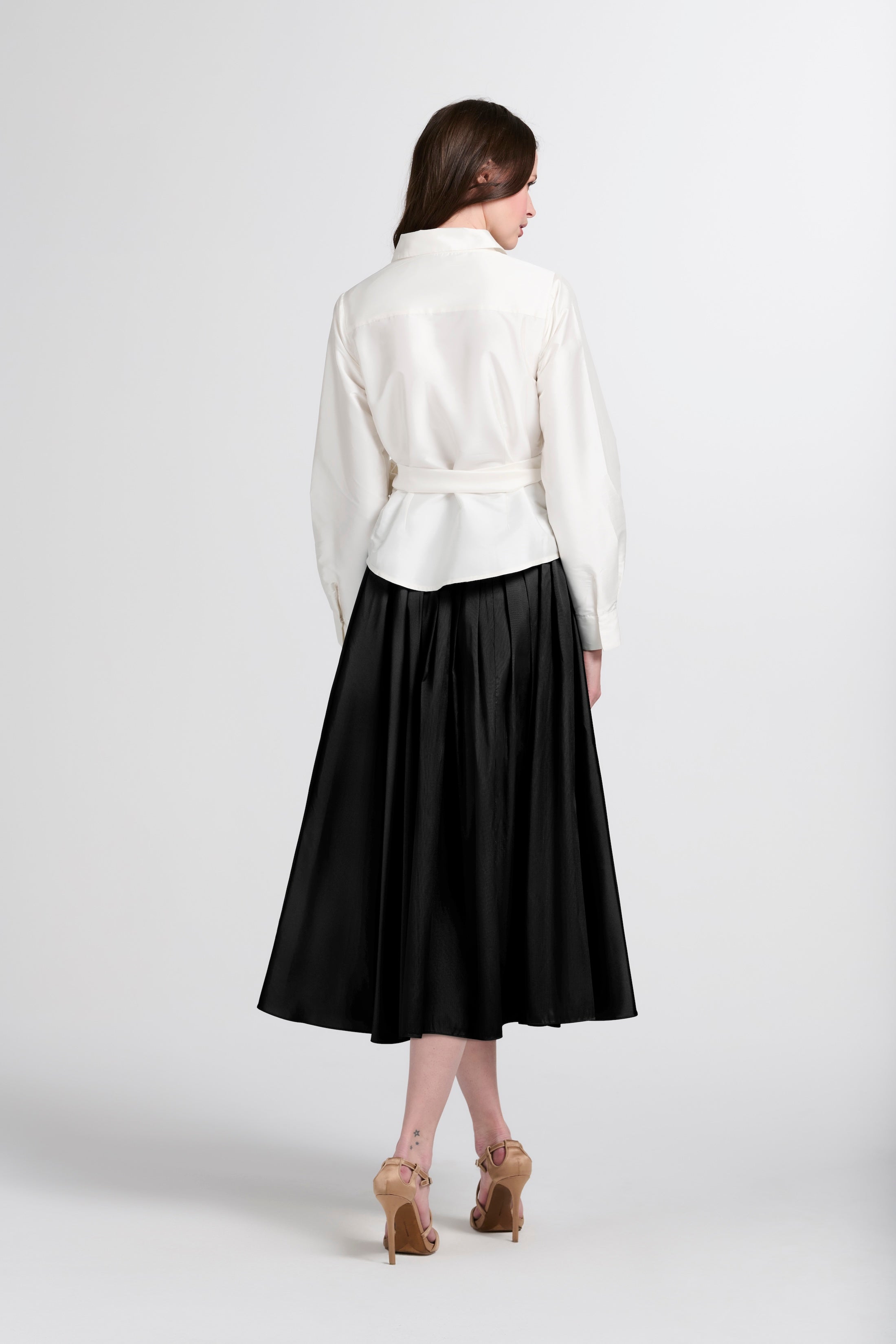 CRYSTAL BOW APPLIQUE BLOUSE IN SOFT TAFFETA IVORY