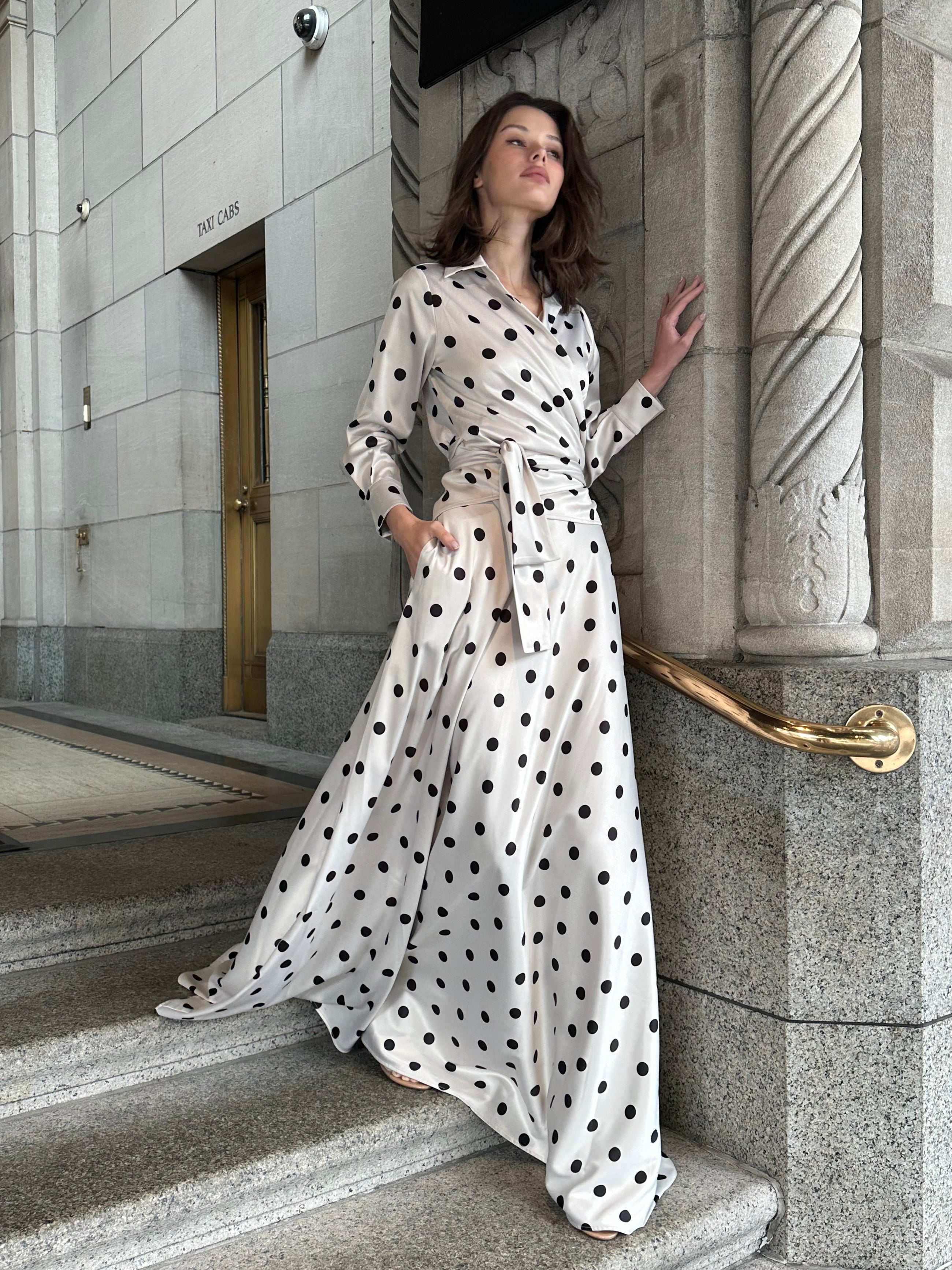 STRETCH SATIN DOT WRAP TOP - IVORY/BLACK