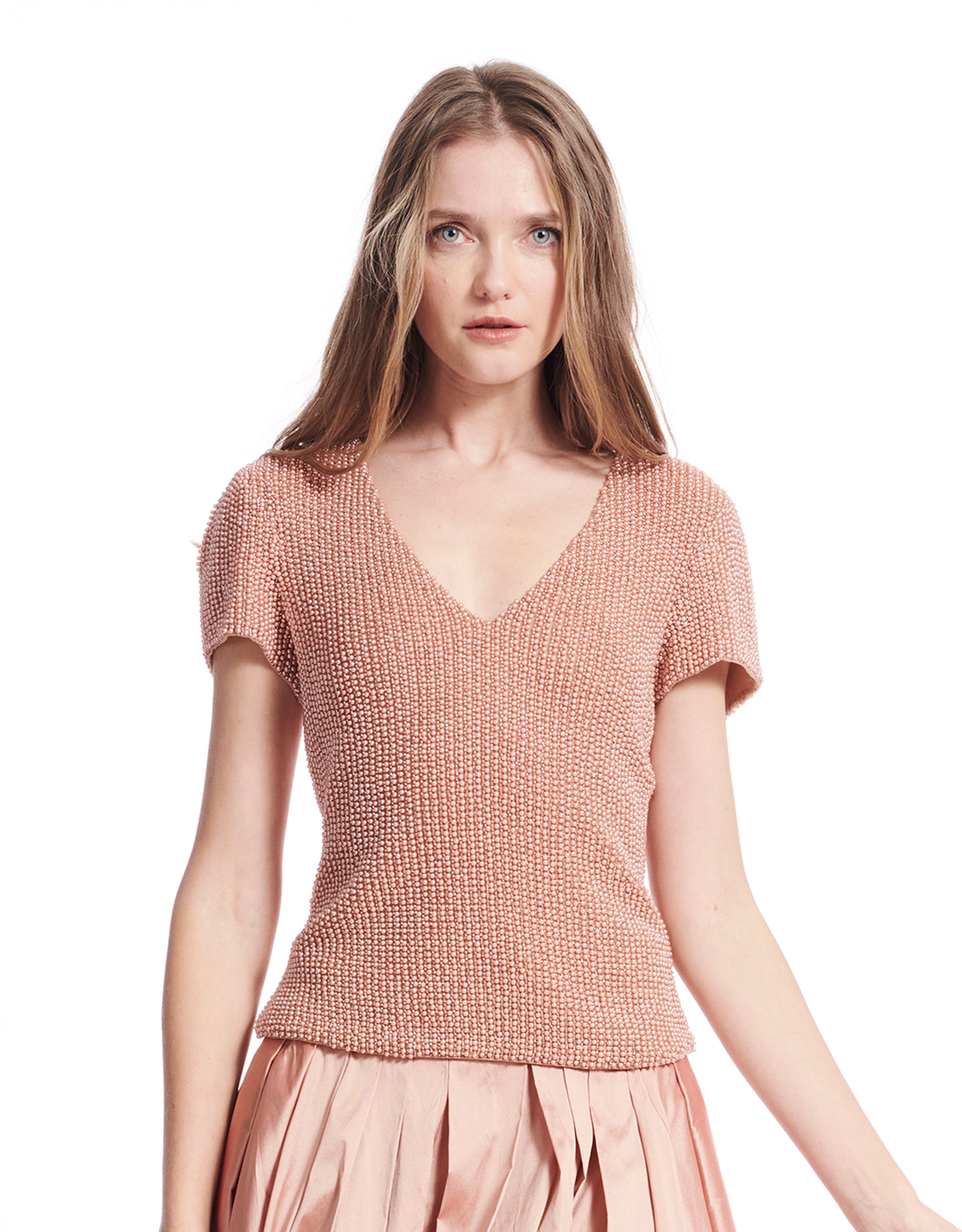 APRICOT PEARL V-NECK TEE