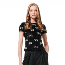 Load image into Gallery viewer, BLACK SHORT SLEEVE SEQUIN TEE WITH CRYSTAL BOWS
