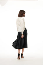 Load image into Gallery viewer, IVORY JEWELED LARGE BOW TAFFETA TOP
