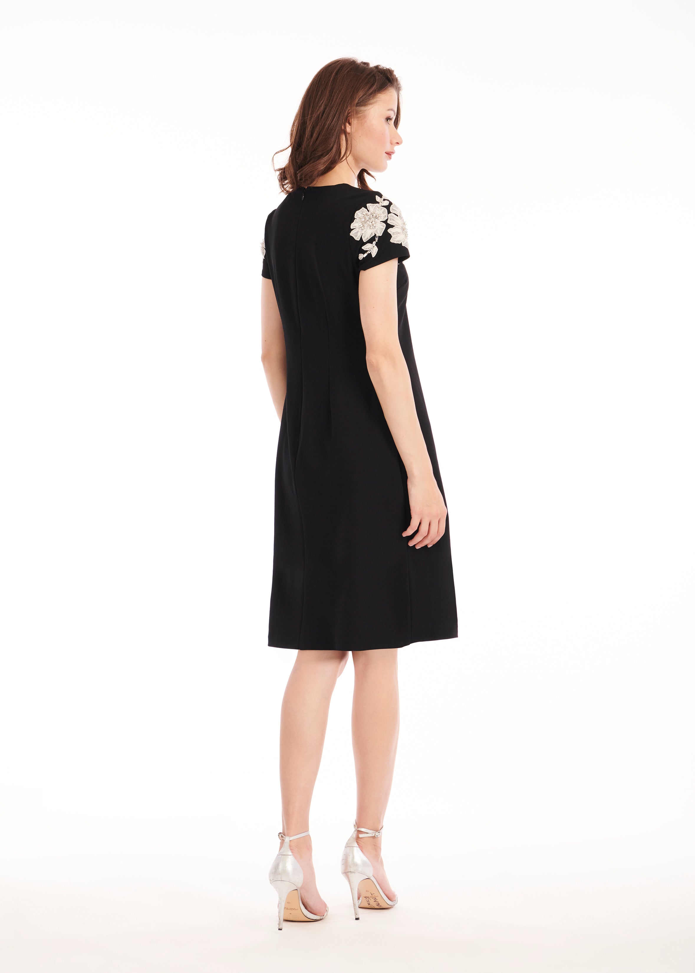 CREPE FLORAL APPLIQUE MINI A-LINE DRESS BLACK/IVORY