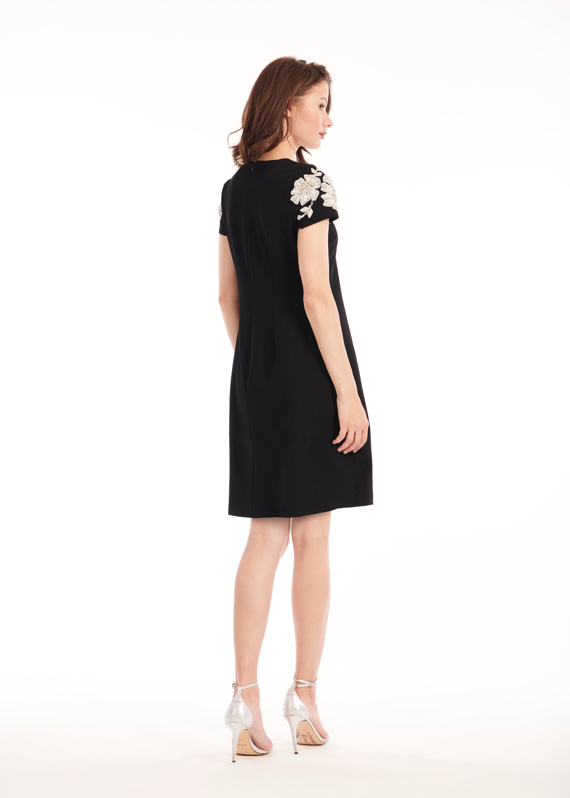 CREPE FLORAL APPLIQUE MINI A-LINE DRESS BLACK/IVORY