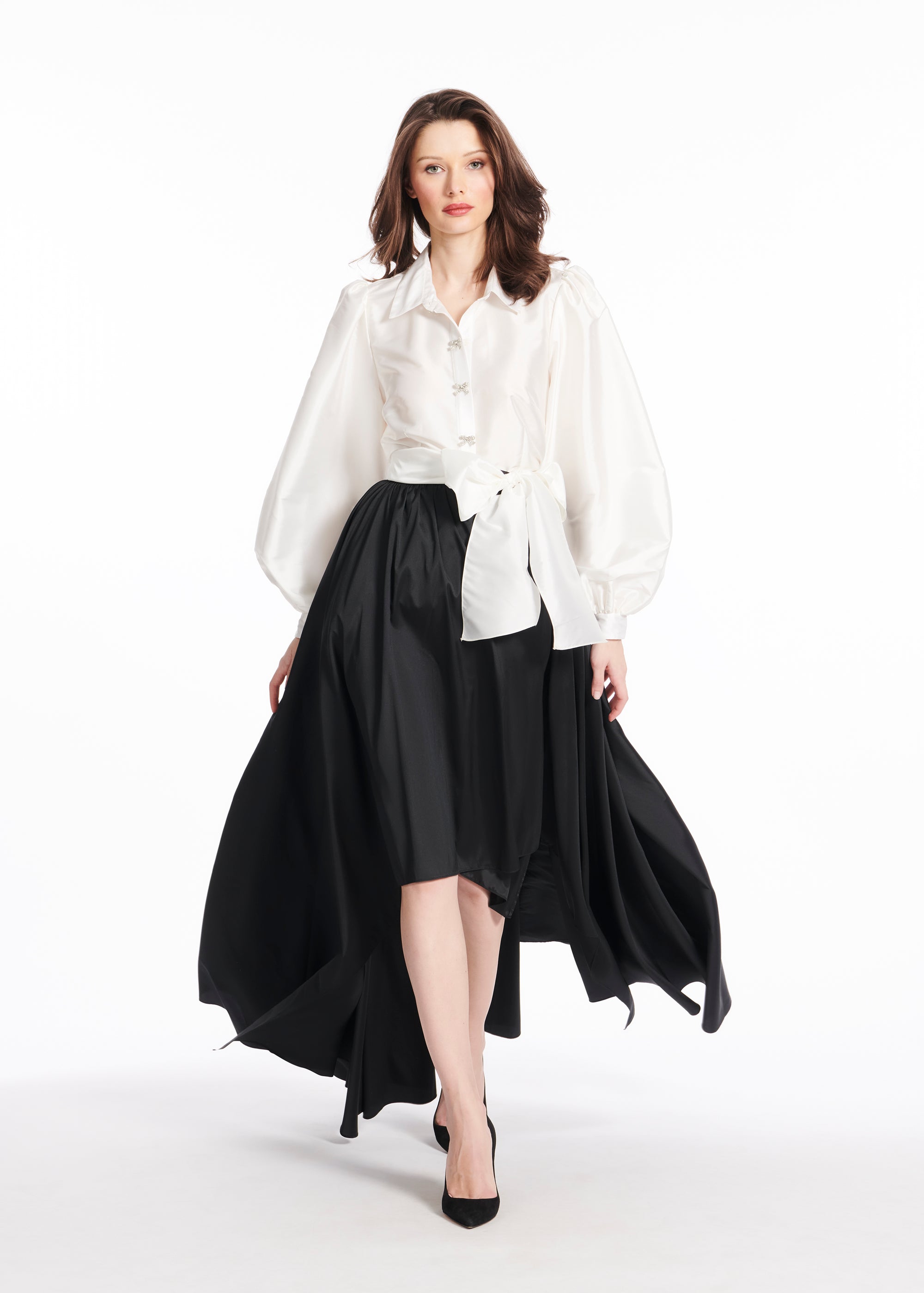 TAFFETA BALOON SLEEVE BLOUSE