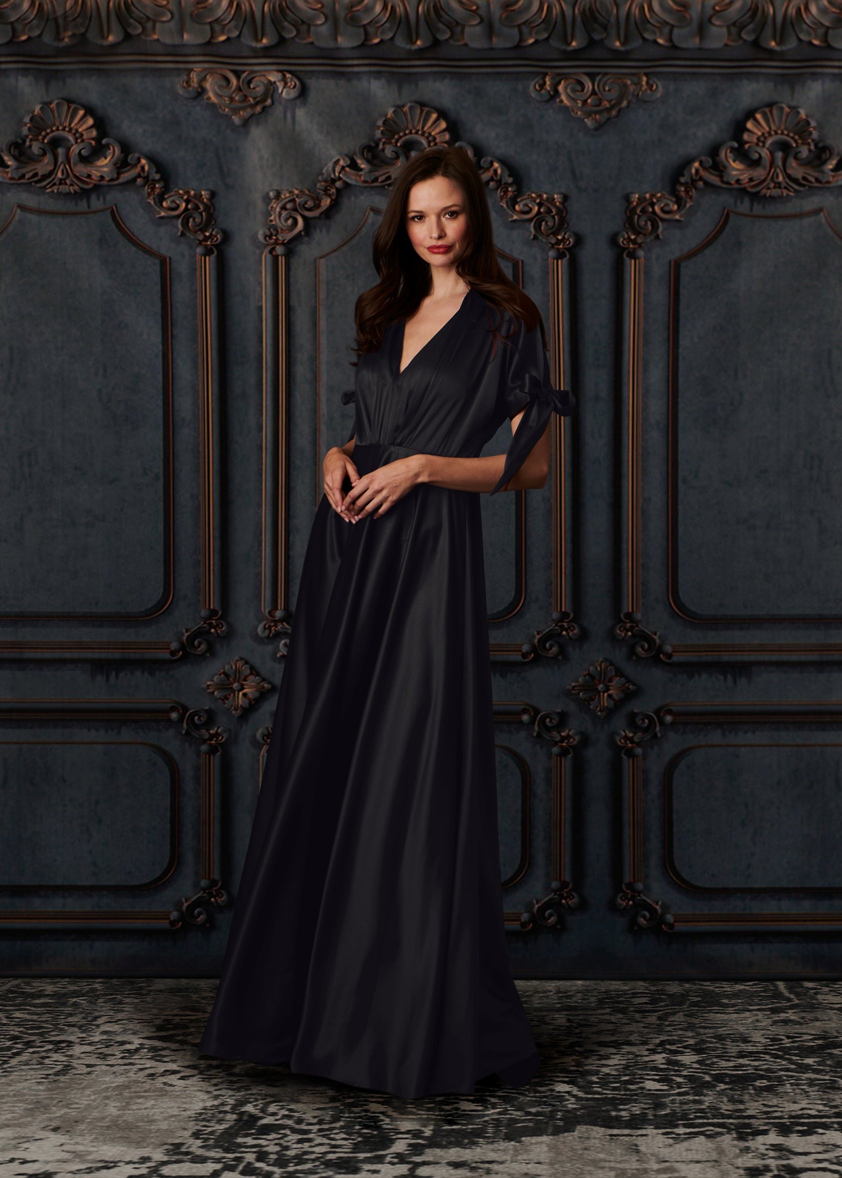 STRETCH SATIN VNECK GOWN BLACK