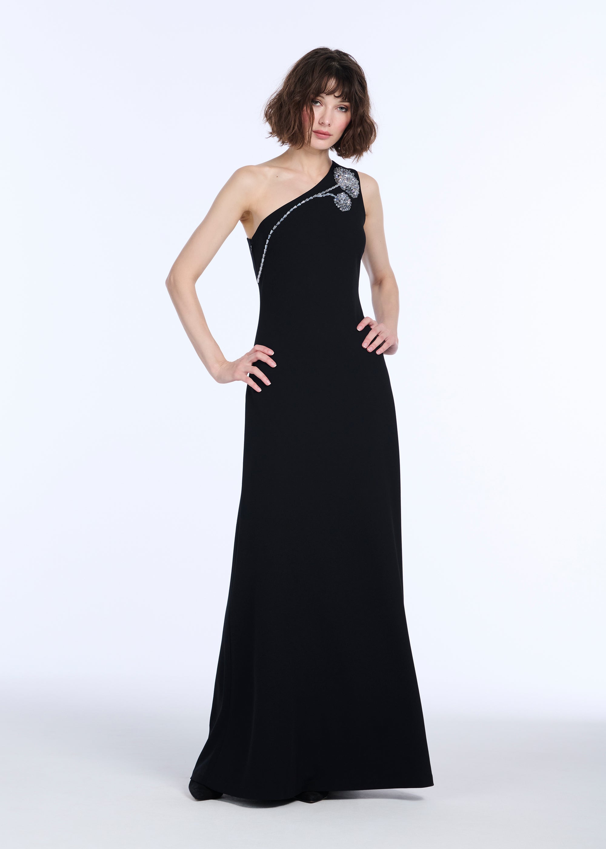 STRETCH CREPE ONE SHOULDER GOWN WITH CRYSTAL PEONY BLACK