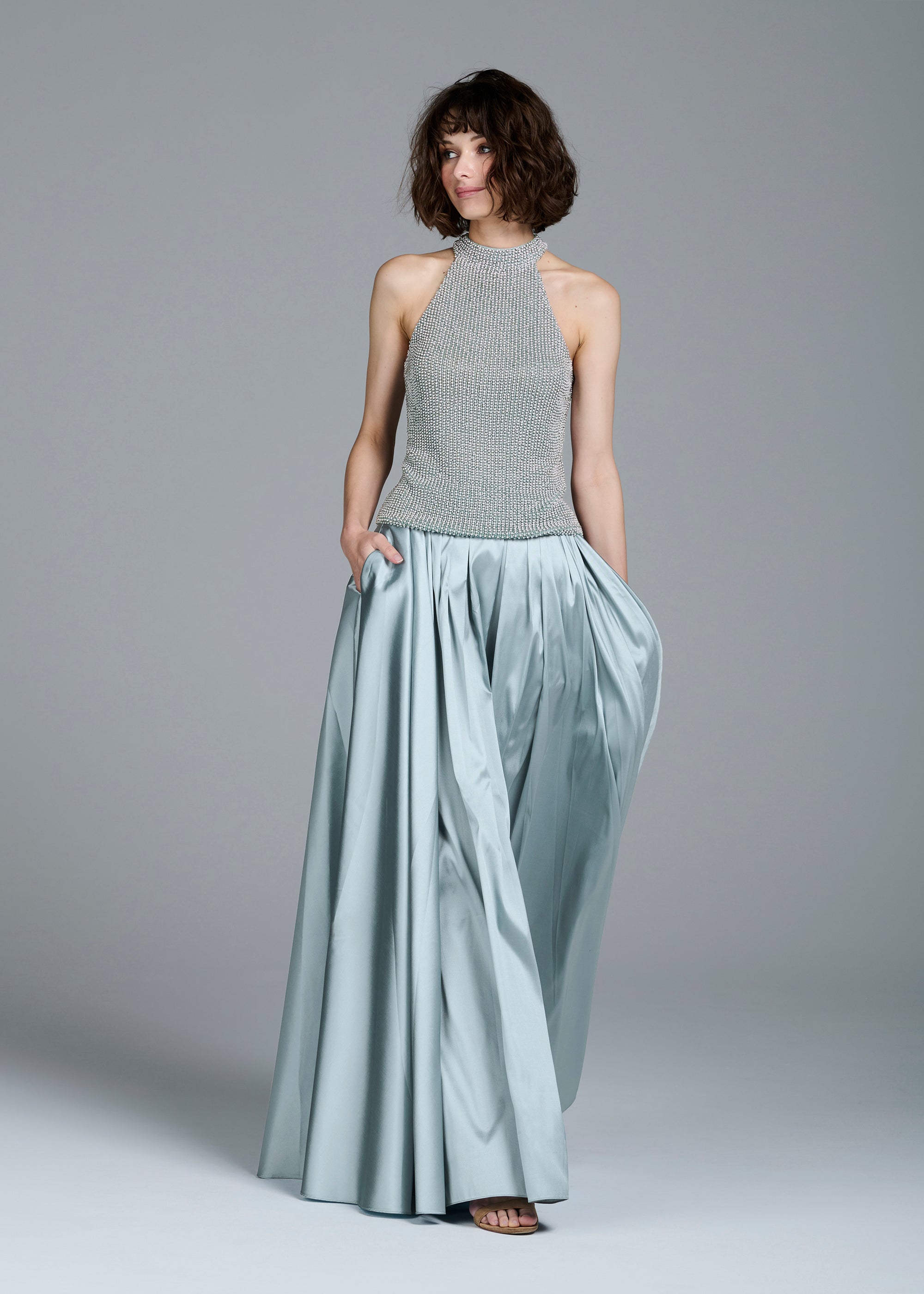 LIGHT BLUE PEARL ENCRUSTED SLEEVELESS MOCK NECK