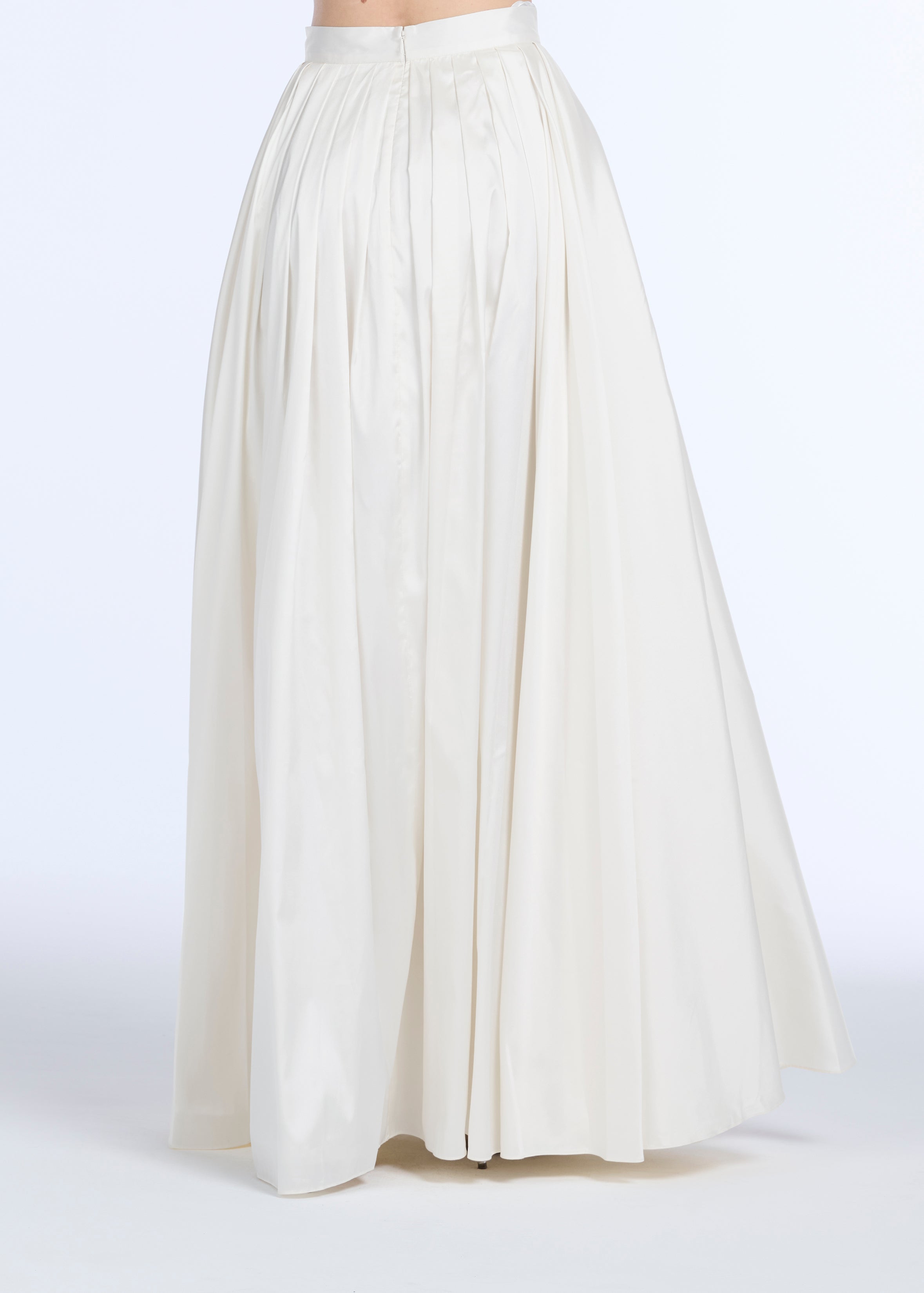 PLEATED SOFT TAFFETA BALLGOWN SKIRT IVORY | Emily Shalant