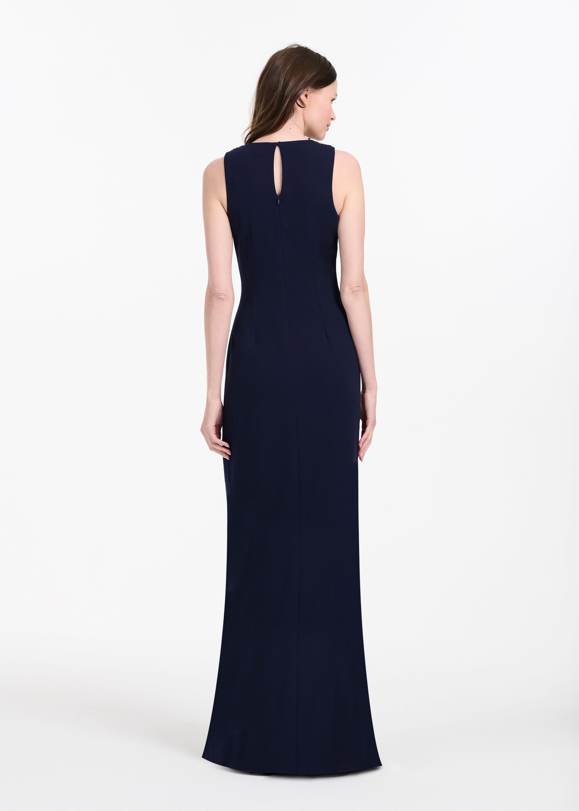 CRYSTAL FLORAL NECK GOWN NAVY