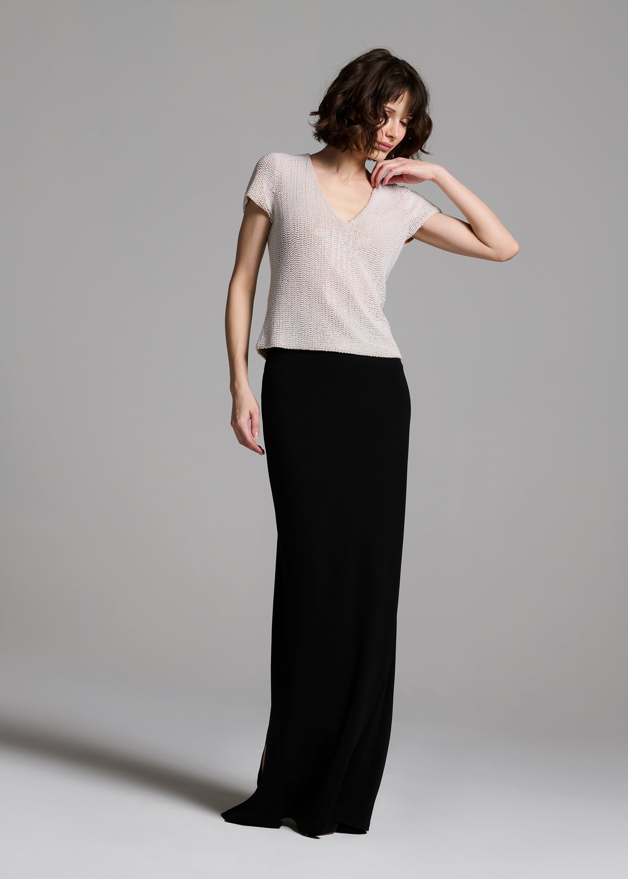 STRETCH PEARL BEADED V-NECK TOP IVORY PEARL