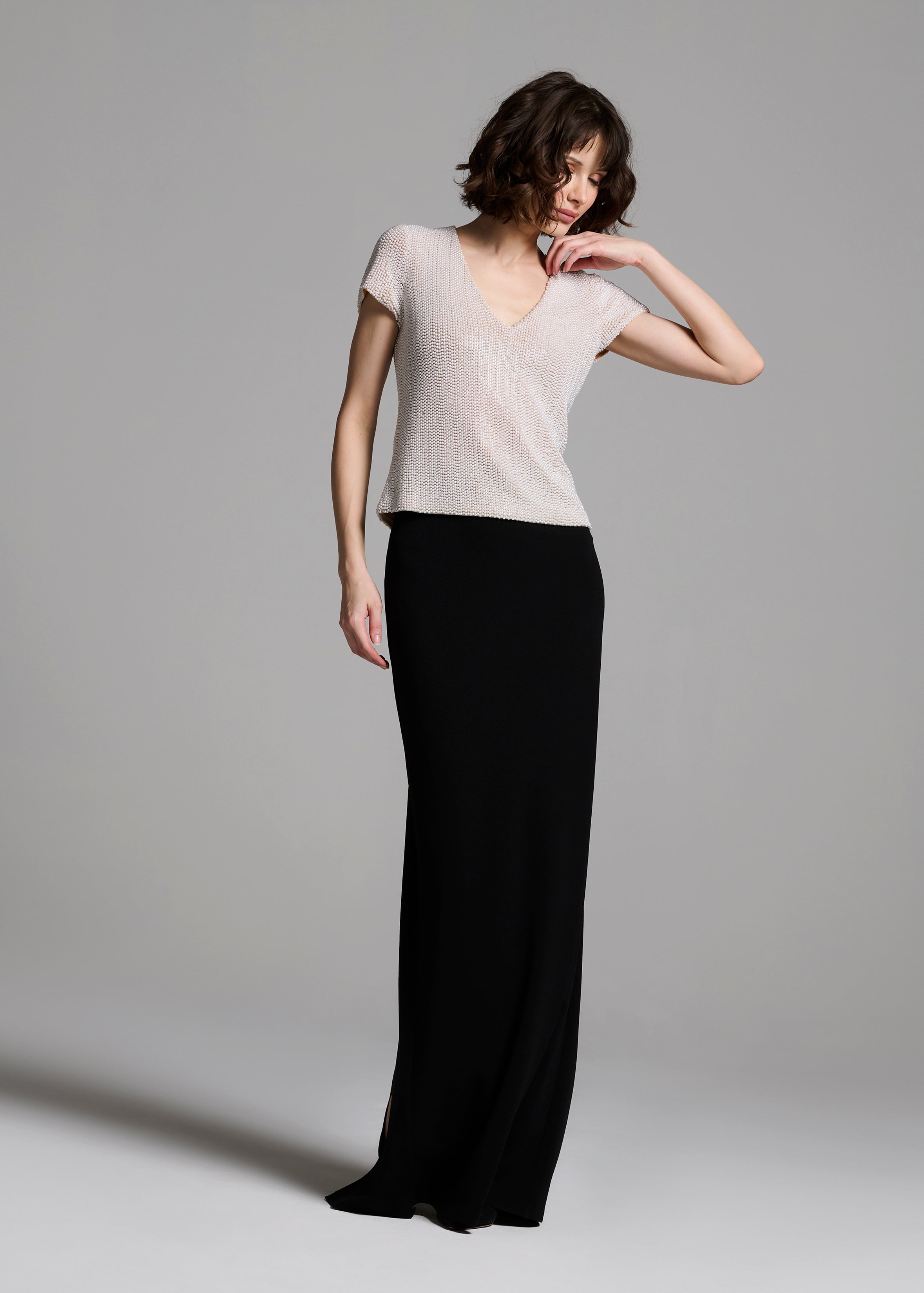 STRETCH PEARL BEADED V-NECK TOP IVORY PEARL