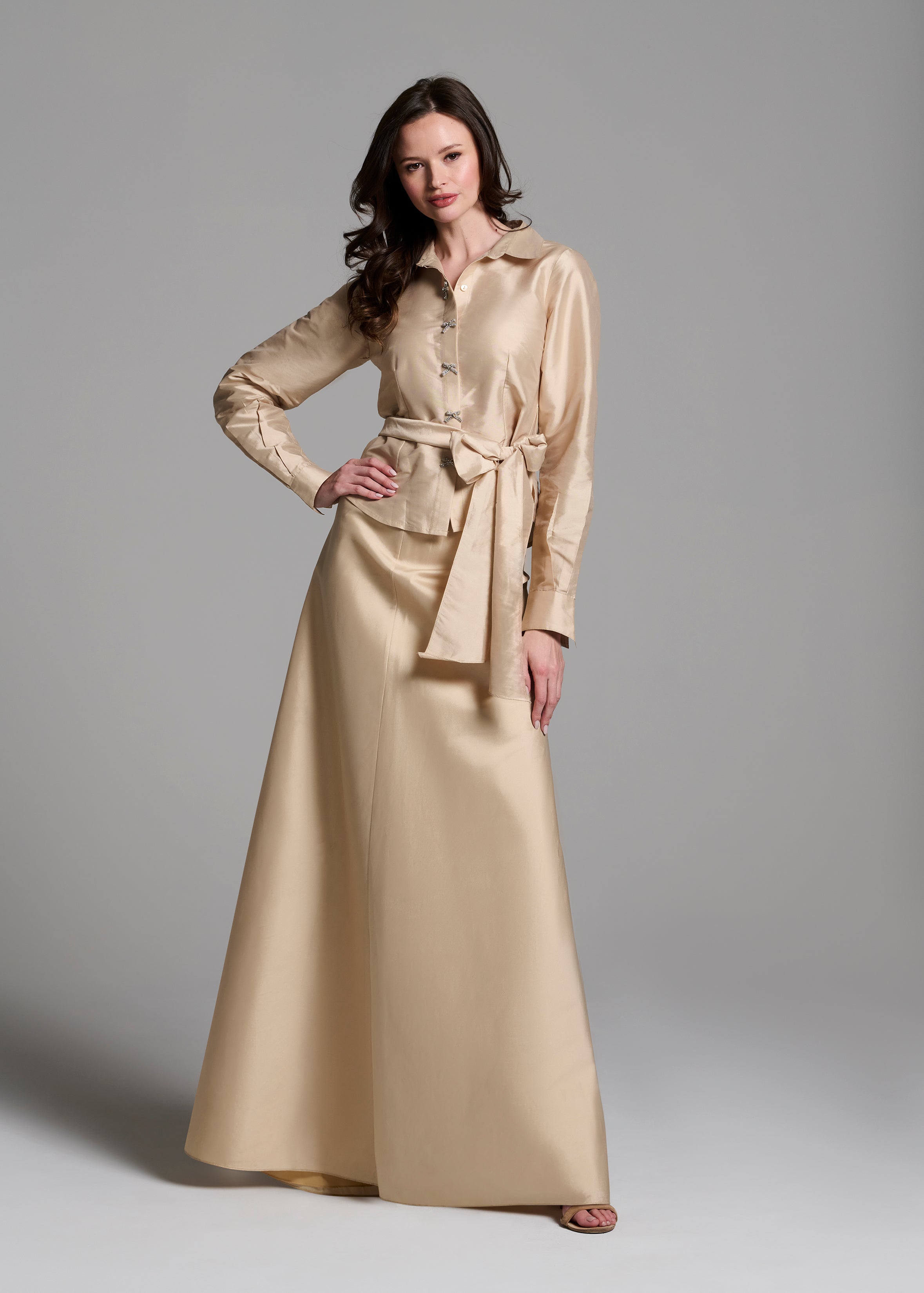 TAFFETA BLOUSE WITH CRYSTAL BOW BUTTONS AND SASH CHAMPAGNE