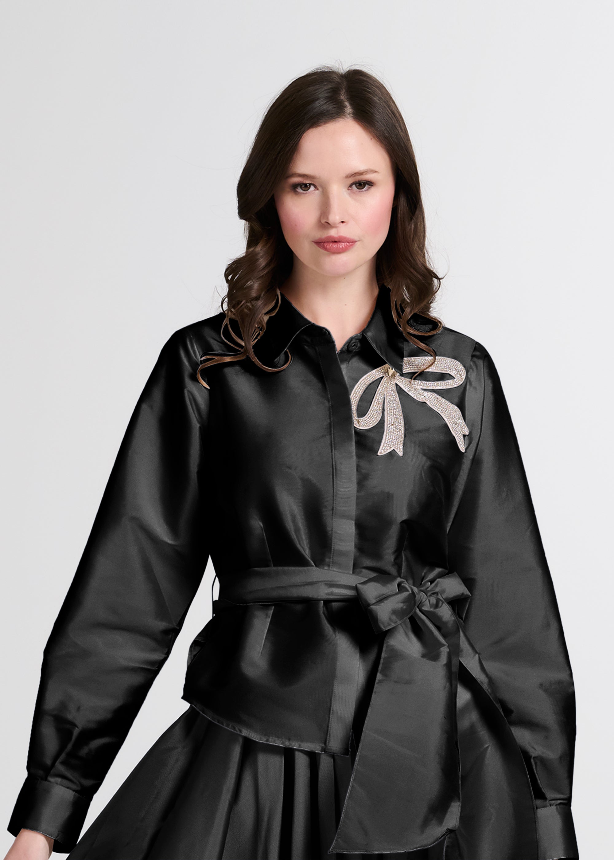 CRYSTAL BOW APPLIQUE BLOUSE IN SOFT TAFFETA BLACK