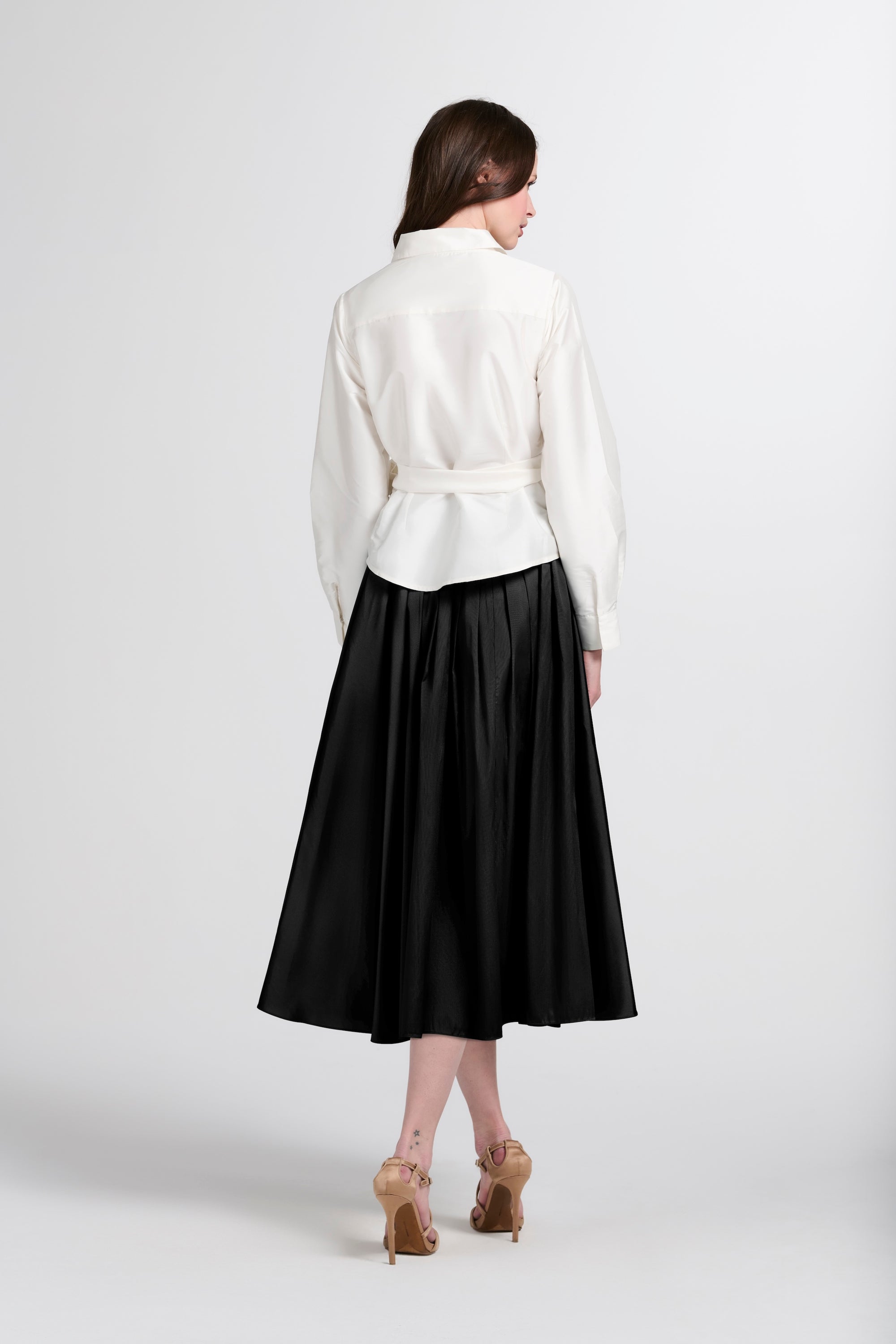 CRYSTAL BOW APPLIQUE BLOUSE IN SOFT TAFFETA IVORY