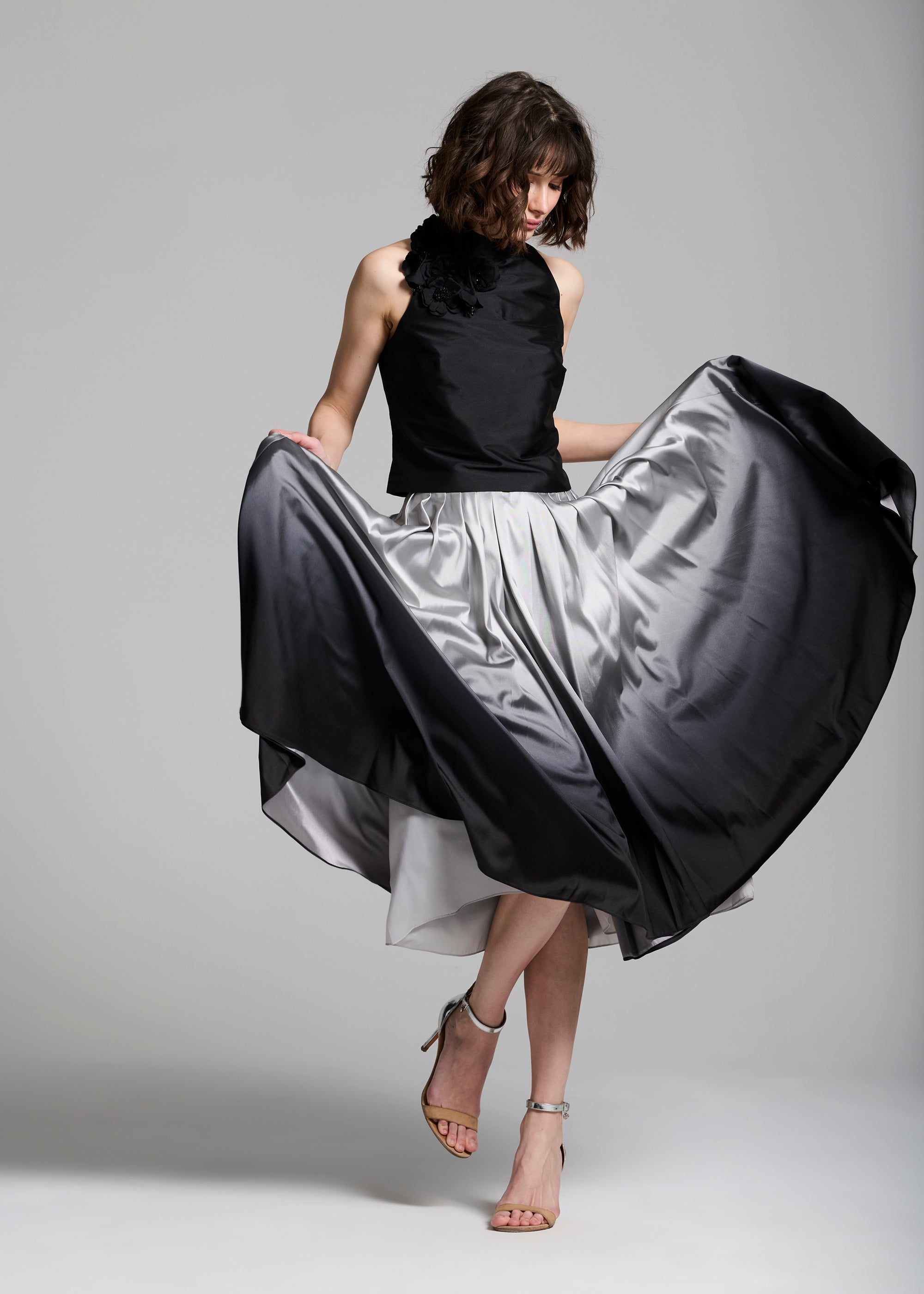 OMBRE TAFFETA PLEATED MIDI SKIRT SILVER/BLACK