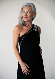 Stretch Crepe One Shoulder Gown With Crystal Peony Black