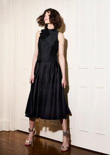 TEA LENGTH PLEATED SOFT TAFFETA MIDI SKIRT BLACK