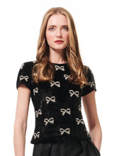 Load image into Gallery viewer, BLACK SHORT SLEEVE SEQUIN TEE WITH CRYSTAL BOWS
